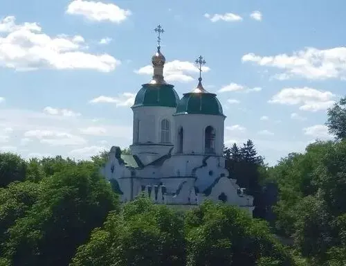 В Змієві церкви не працюватимуть на Великдень у комендантську годину