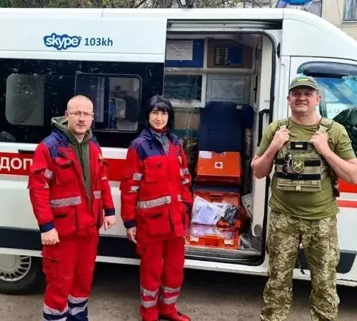 Змиевское отделение скорой помощи получило специализированные аптечки