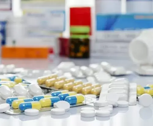 До КНП “Слобожанська лікарня” надійшли препарати для пацієнтів із захворюваннями щитоподібної залози