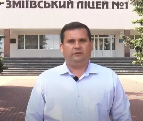 Мэр Змиева поздравил учеников и педагогов с окончанием 2021-2022 учебного года