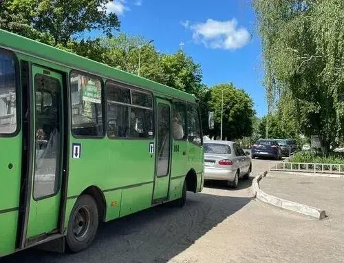 У Змієві працює громадський транспорт