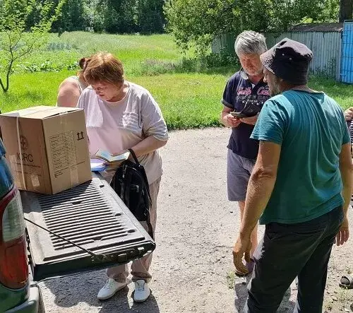 Жителям села Благодатное доставили гуманитарную помощь
