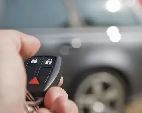 Установка сигнализаций для предотвращения угона автомобилей