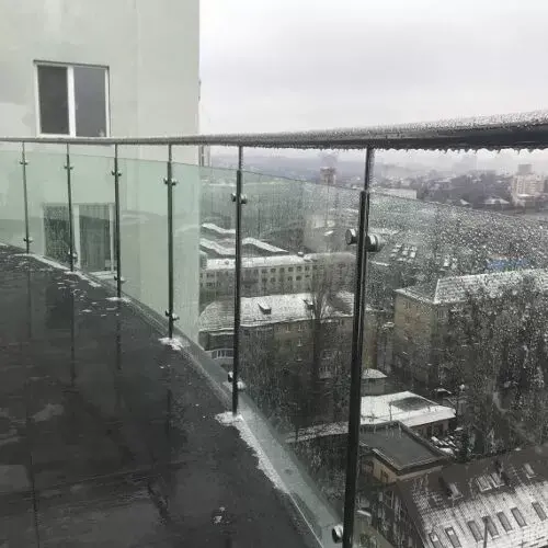Ограждения из нержавейки — сочетание безопасности и долговечности