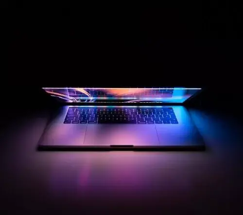 Защита и Стиль в Одном: Чехлы для MacBook