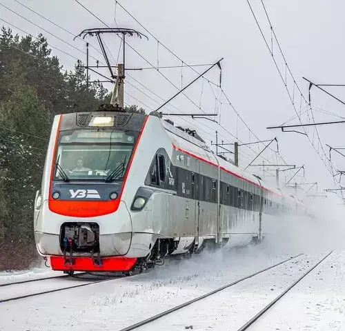 В Змієві знов зупиняється потяг Ізюм-Київ