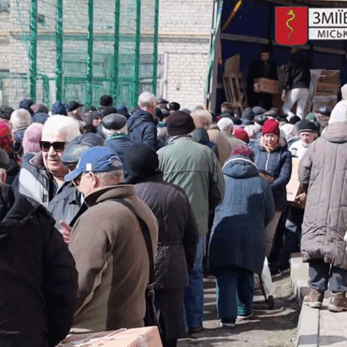 В Змієві видають гуманітарну допомогу: перелік категорій розширено