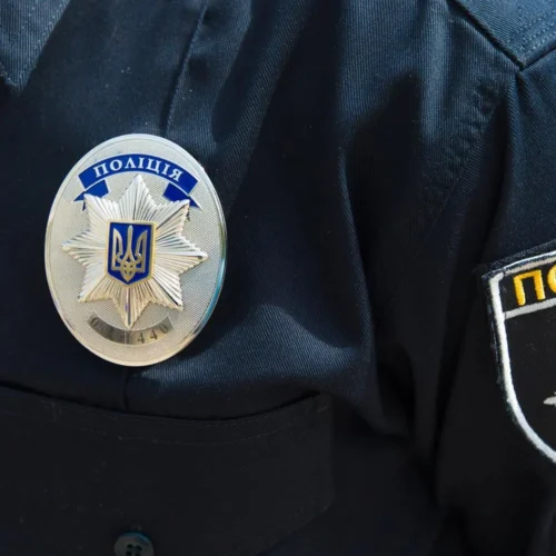 Жорстока розправа на Харківщині: чоловіку зламали обидві руки під час сварки