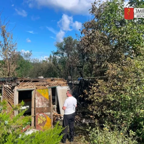Россияне атаковали Змиевскую громаду 29 июля: в Задонецком поврежден дом и разрушена хозяйственная постройка