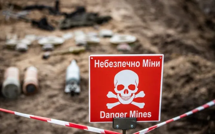 Підняв невідомий предмет і пролунав вибух: на Харківщині чоловік отримав травми